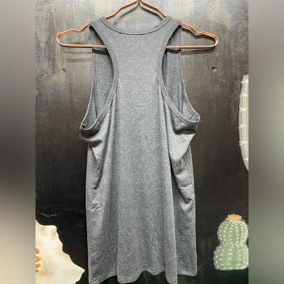 🖤 Mickey inspired tank top! - Picture 7 of 15